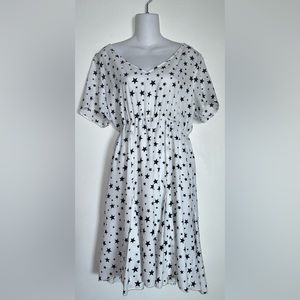 SHEIN | Black & White Star Print V-Neck Short Sleeve Dress Size 0XL NWOT